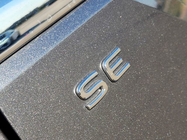 New 2024 Volkswagen Atlas SE image 8