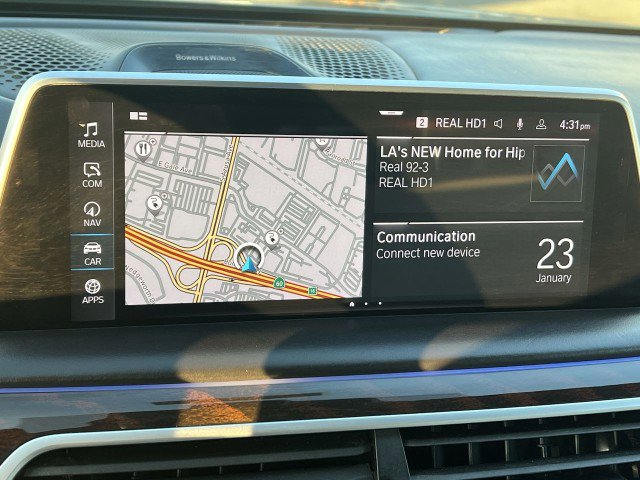 Used 2020 BMW 745e xDrive image 12