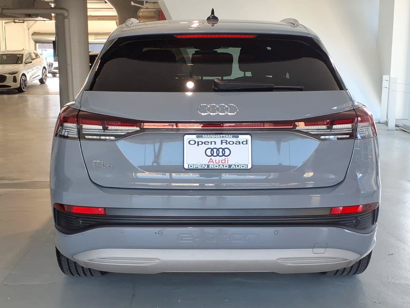 Used 2023 Audi Q4 e-tron Premium Plus w/ Premium Plus RWD image 5