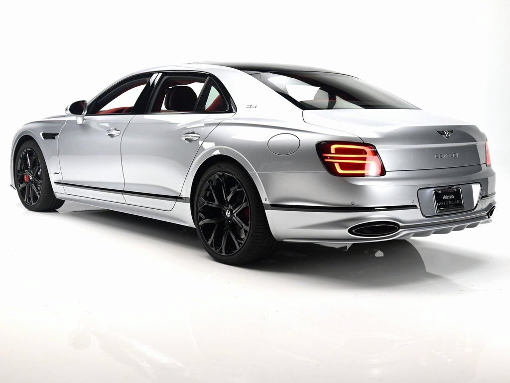 Used 2025 Bentley Flying Spur Plug-In Hybrid AWD/4WD image 6