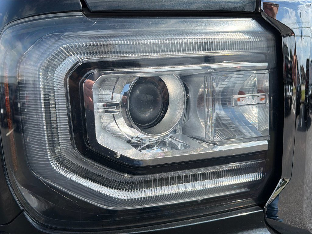 Certified 2018 GMC Sierra 1500 SLT w/ SLT Premium Package AWD/4WD image 12