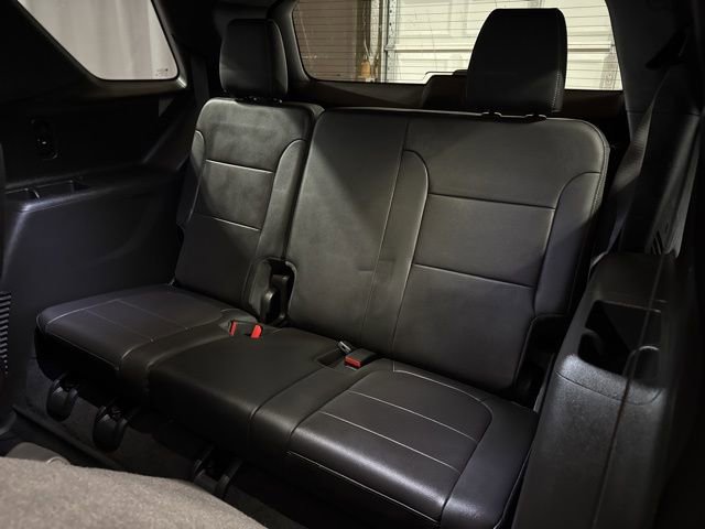 Used 2022 Chevrolet Traverse Premier w/ LPO, Floor Liner Package image 28