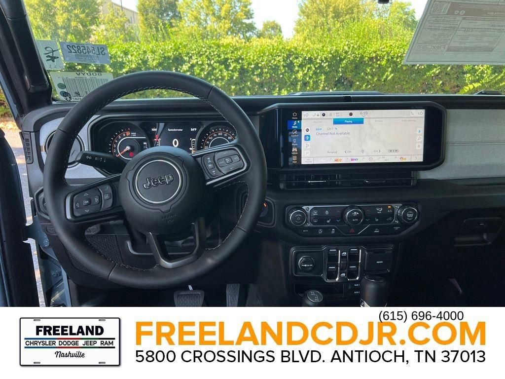 New 2025 Jeep Gladiator Sport image 21