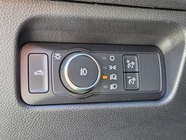 Used 2025 Ford Ranger XLT w/ Black Appearance Package RWD image 20