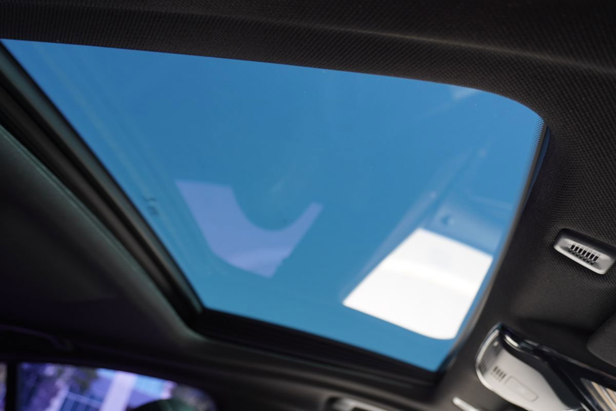 Used 2018 BMW 530i RWD image 14