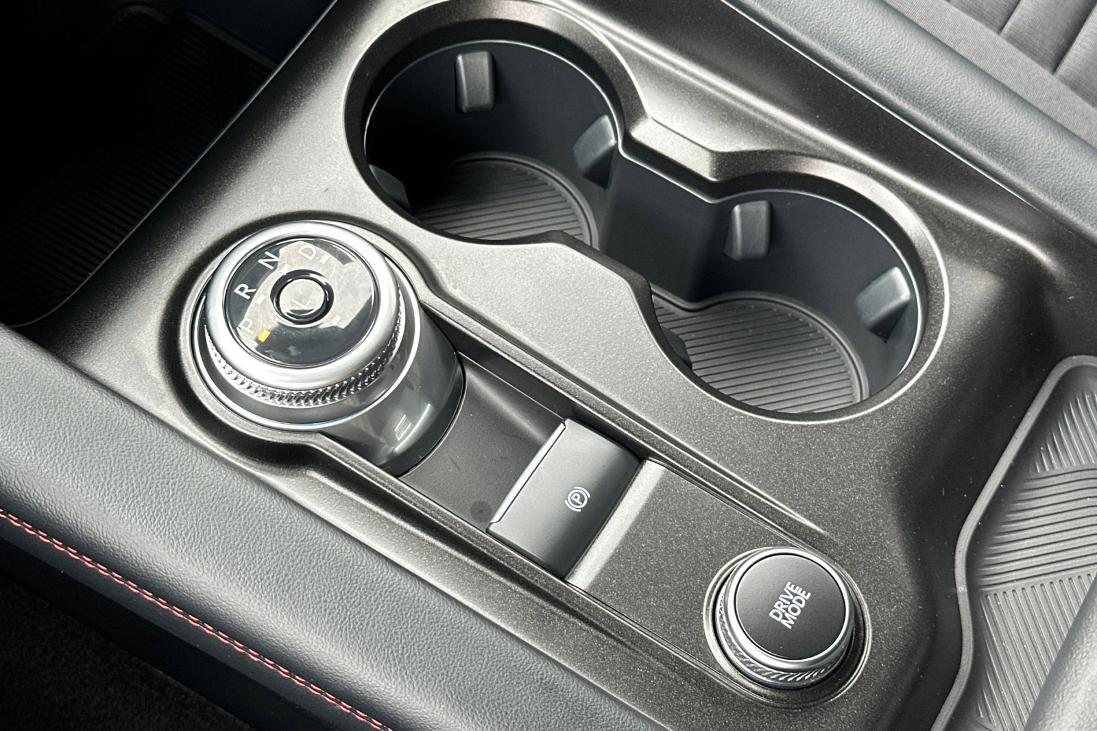 New 2026 Ford Explorer ST-Line w/ ST-Line Street Pack image 21