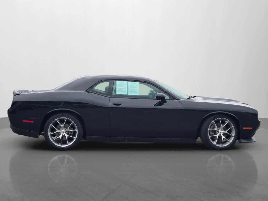 Used 2022 Dodge Challenger GT image 7