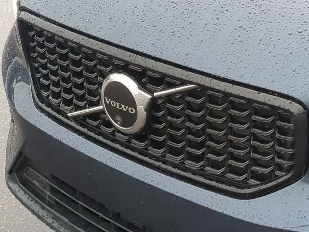 Certified 2026 Volvo XC40 B5 Ultra w/ Protection Package Premier AWD/4WD image 11