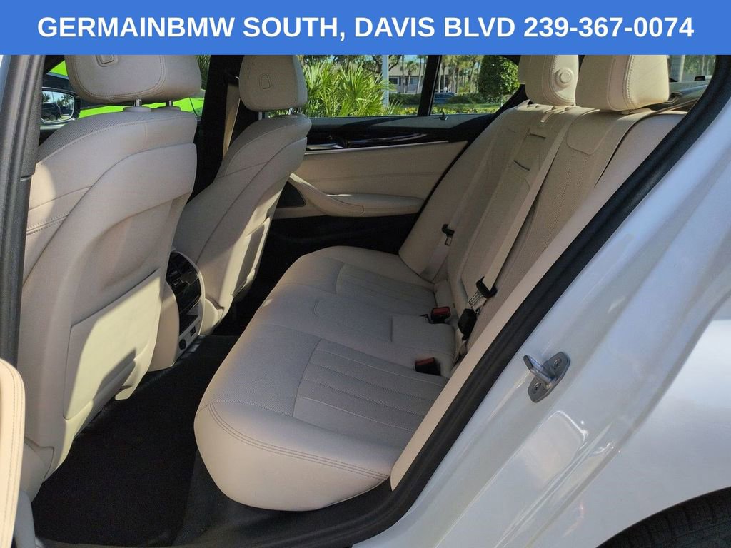 Certified 2023 BMW 530i xDrive w/ Premium Package image 15