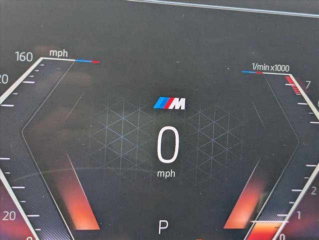 Certified 2025 BMW 740i w/ Premium Package image 11