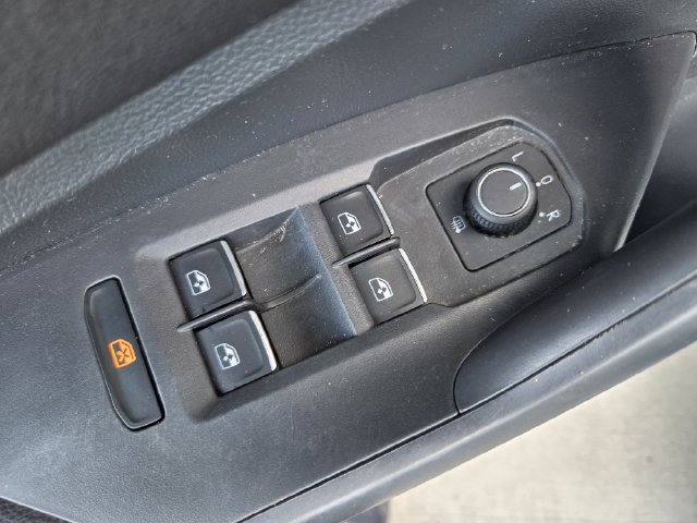 Used 2023 Volkswagen Jetta SE FWD image 26