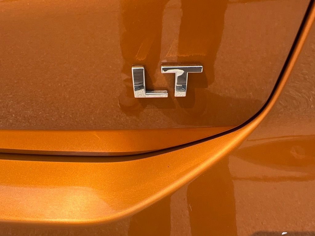 Used 2018 Chevrolet Equinox LT w/ Sun & Infotainment Package FWD image 35