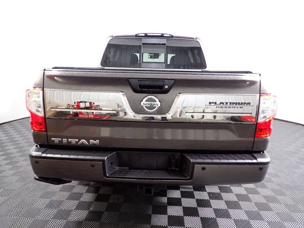 Used 2017 Nissan Titan Platinum Reserve RWD image 15