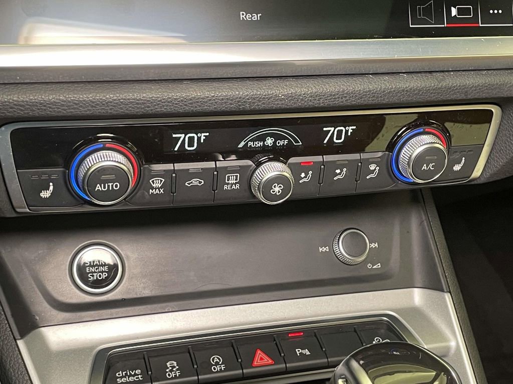 Used 2021 Audi Q3 2.0T Premium Plus image 31