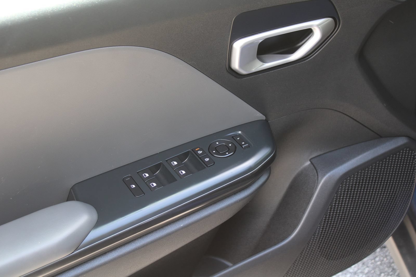 Certified 2025 Kia K4 FWD image 17