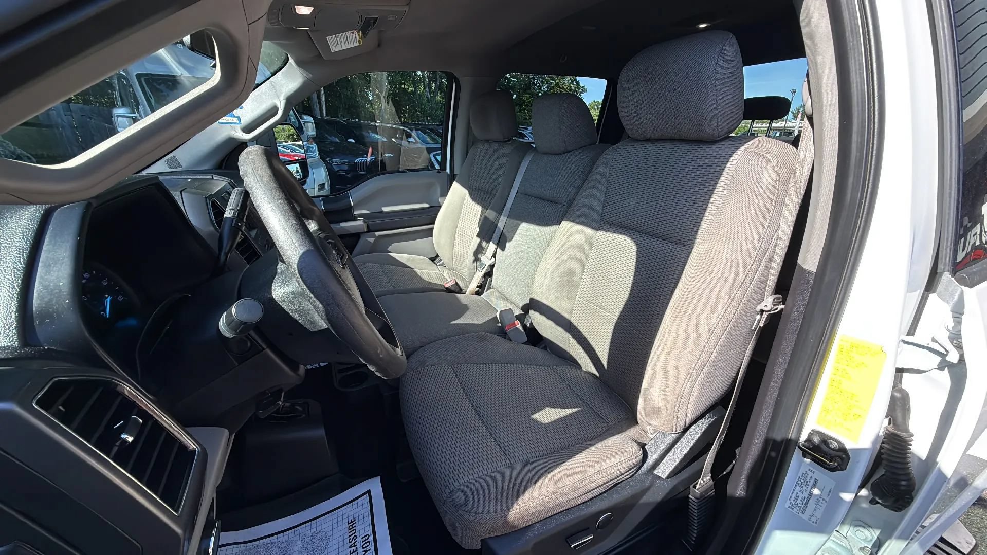 Used 2019 Ford F550 4x4 Crew Cab Super Duty w/ XLT Value Package image 22