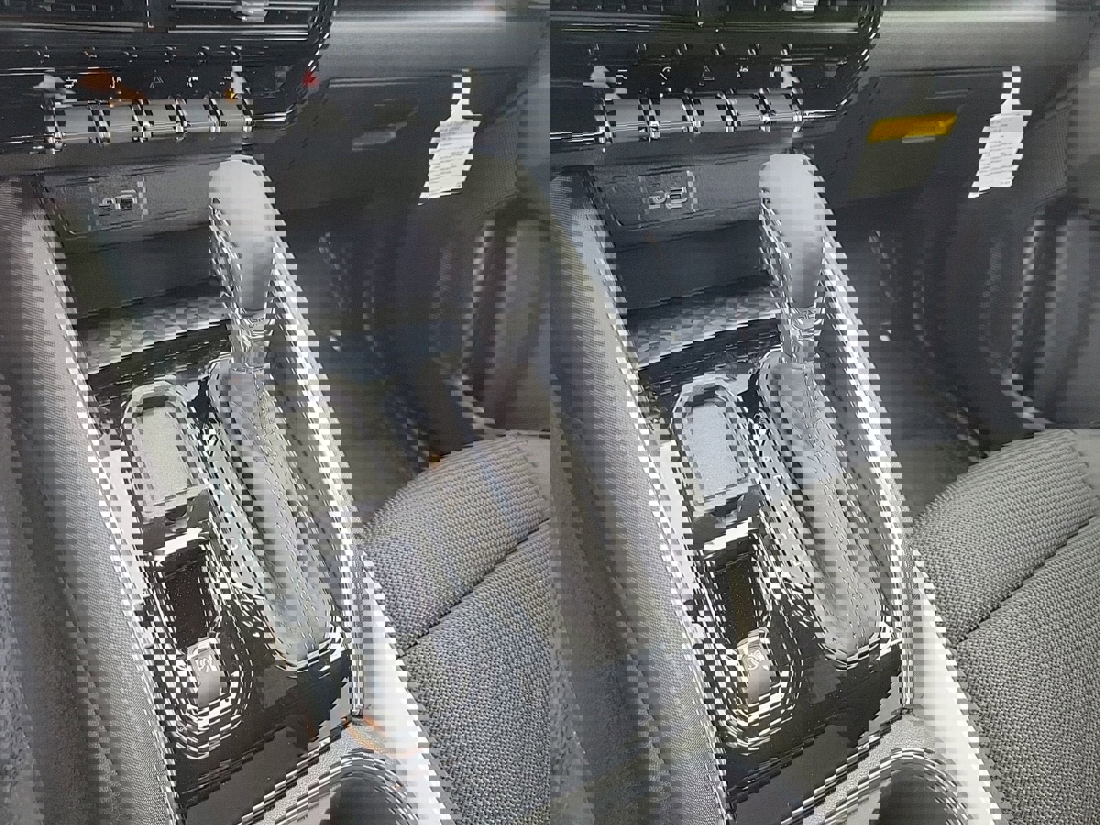 New 2026 GMC Canyon Elevation w/ Convenience Package image 16