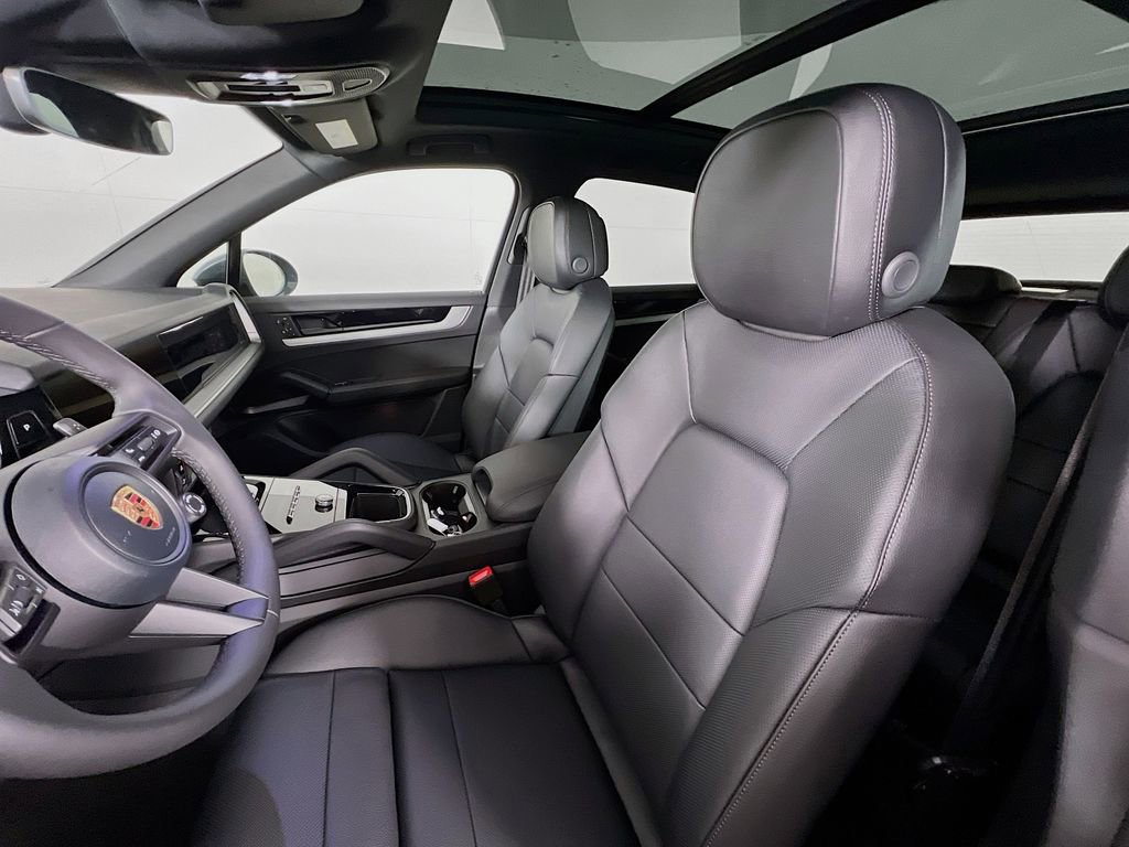 New 2026 Porsche Cayenne image 5