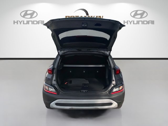 Certified 2023 Hyundai Kona SEL w/ Convenience Package AWD/4WD image 29