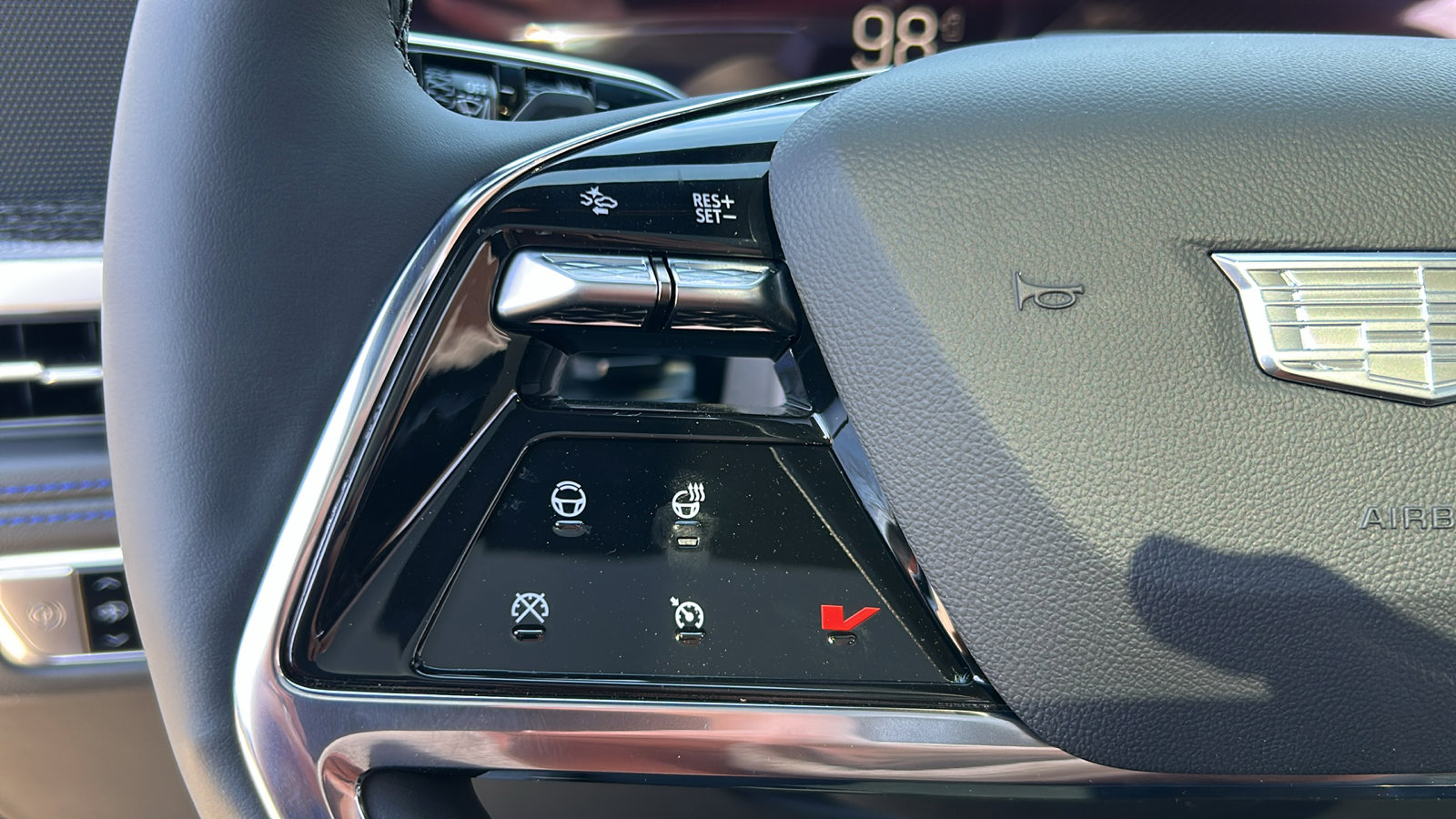 New 2025 Cadillac Escalade IQ Sport 1 w/ Smart Trailering package image 30