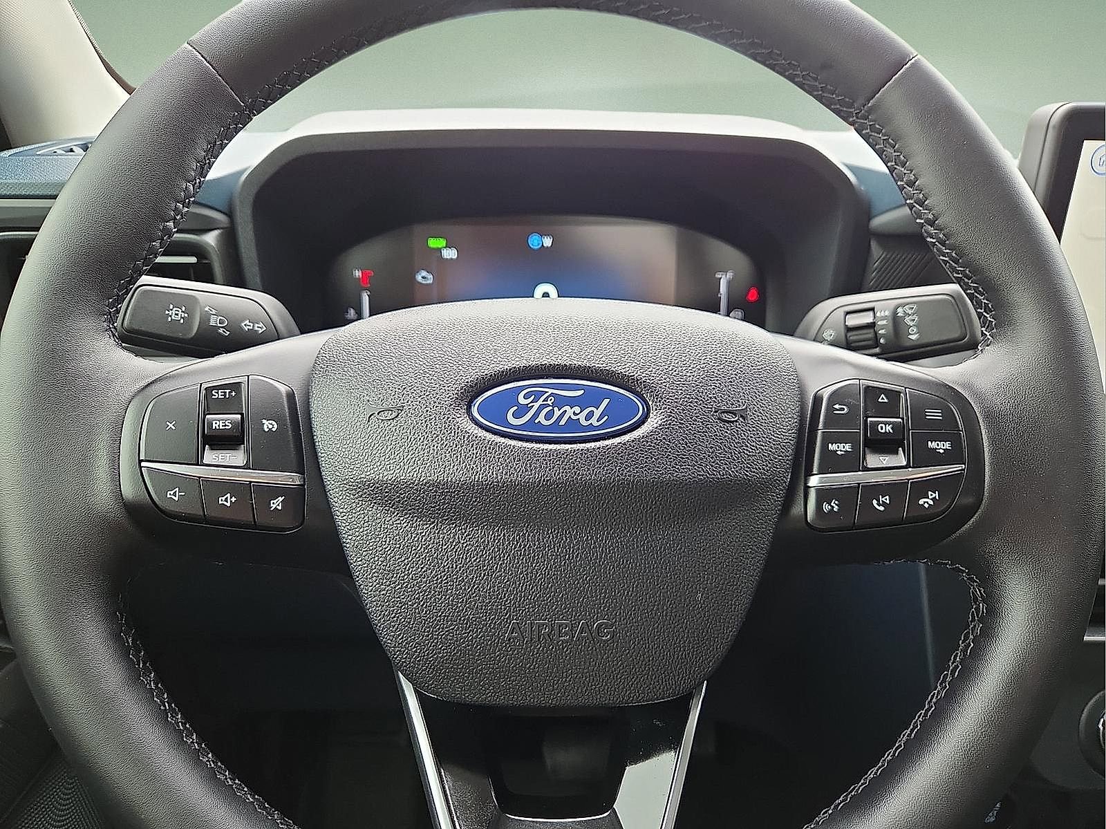 Used 2025 Ford Maverick XLT w/ Equipment Group 301A AWD/4WD image 24