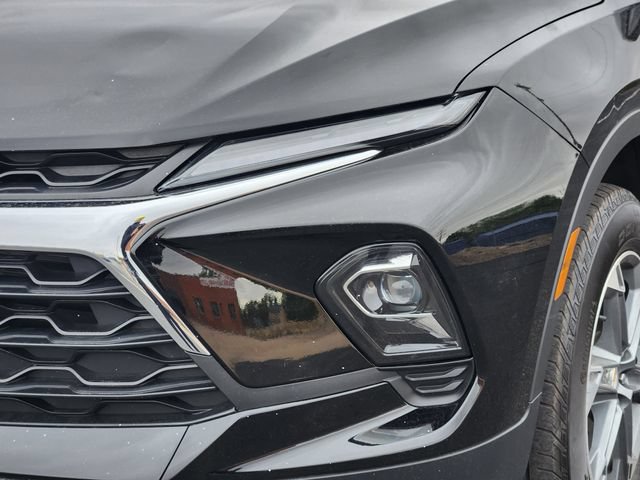 Used 2025 Chevrolet Blazer LT FWD image 9