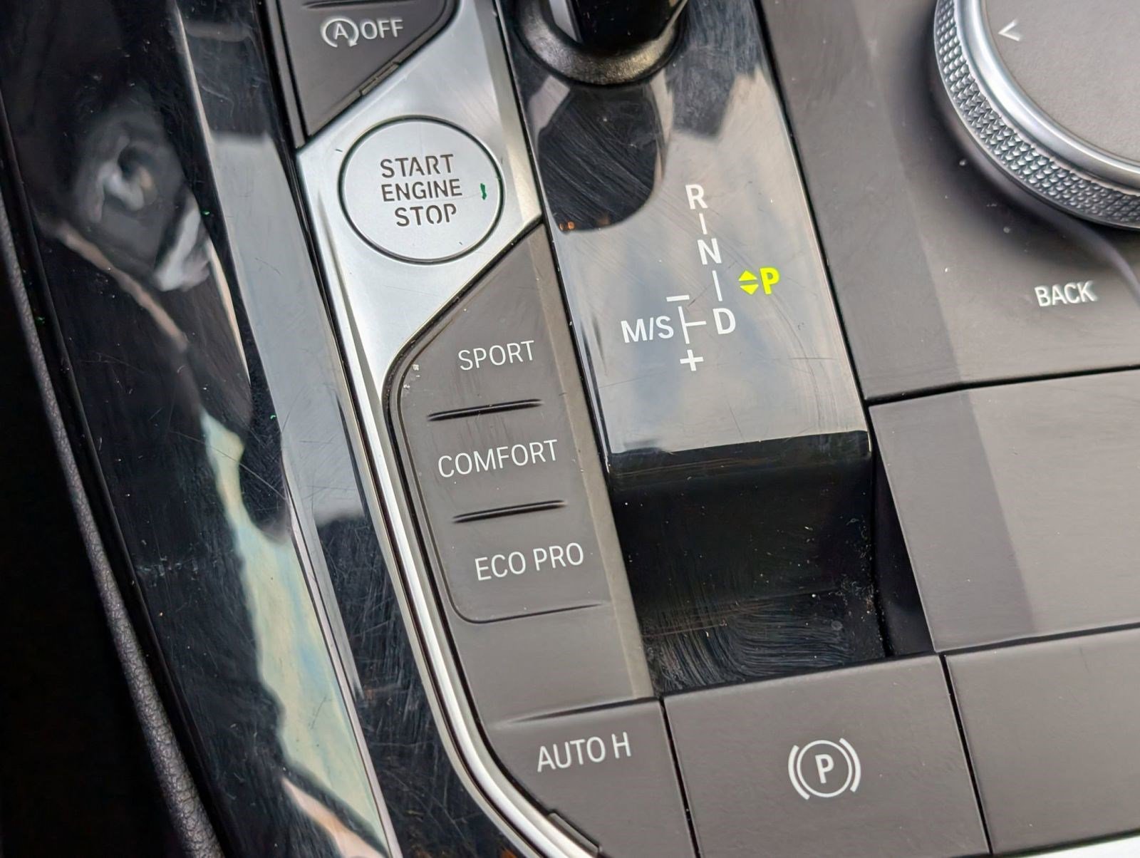 Used 2024 BMW X3 sDrive30i w/ Premium Package image 25