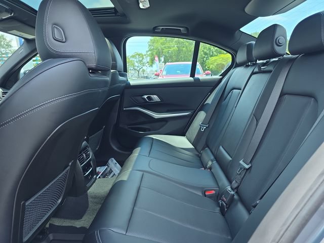 Used 2023 BMW 330i Sedan w/ Premium Package RWD image 30