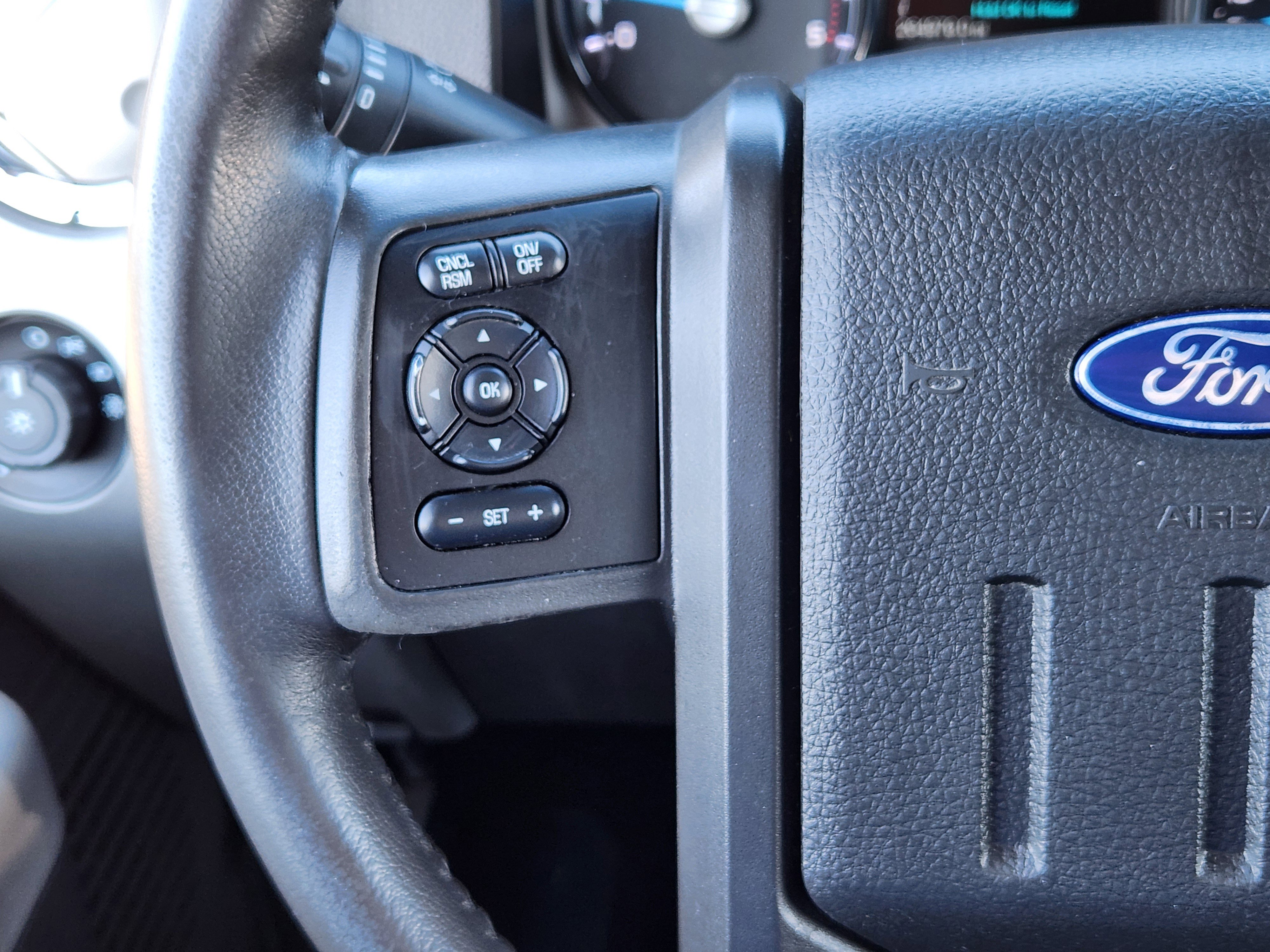 Used 2016 Ford F350 Lariat image 18