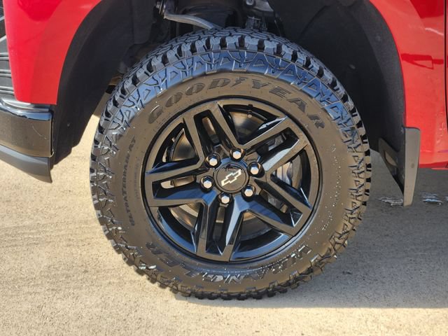 Used 2021 Chevrolet Silverado 1500 LT Trail Boss w/ Convenience Package II AWD/4WD image 19