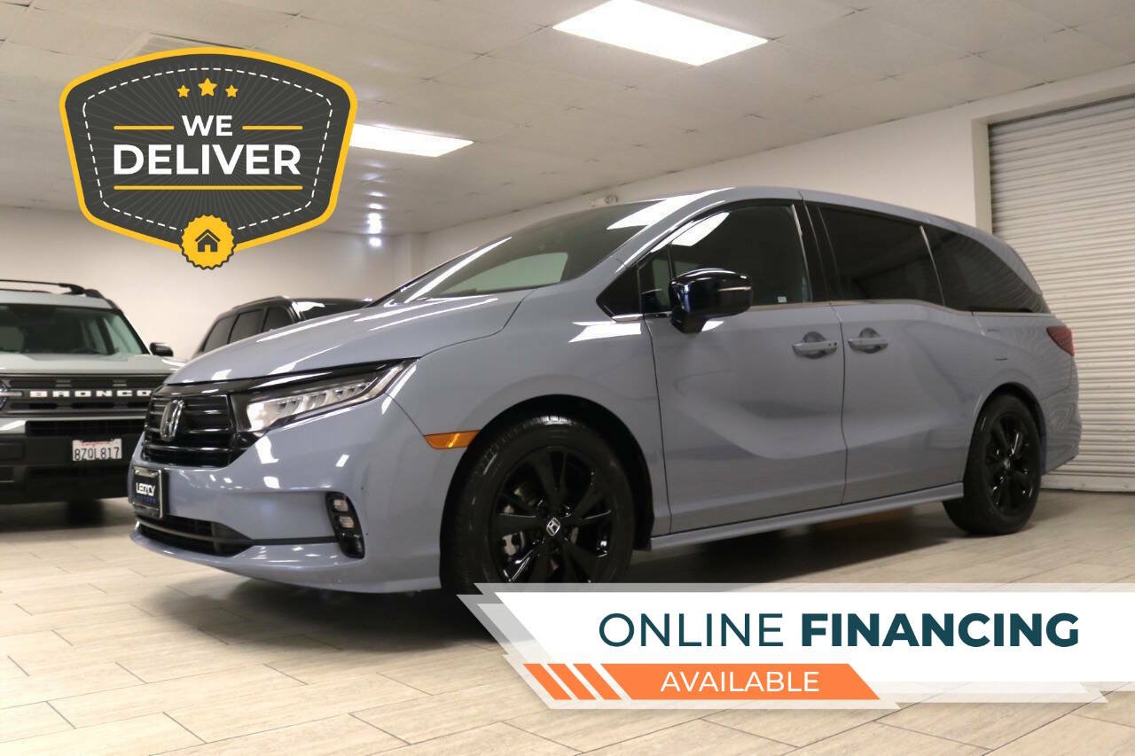 Used 2024 Honda Odyssey Sport image 1