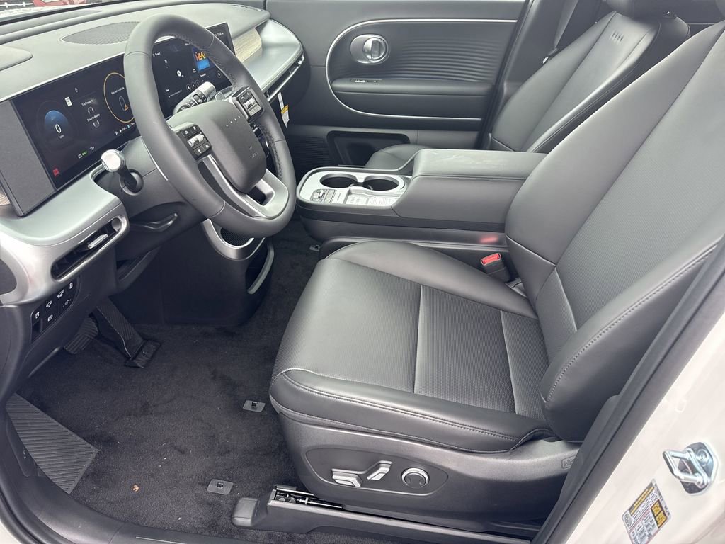 New 2026 Hyundai Ioniq 9 SEL w/ Tow & Go Package AWD/4WD image 9
