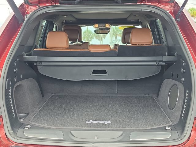 Used 2020 Jeep Grand Cherokee Summit AWD/4WD image 6