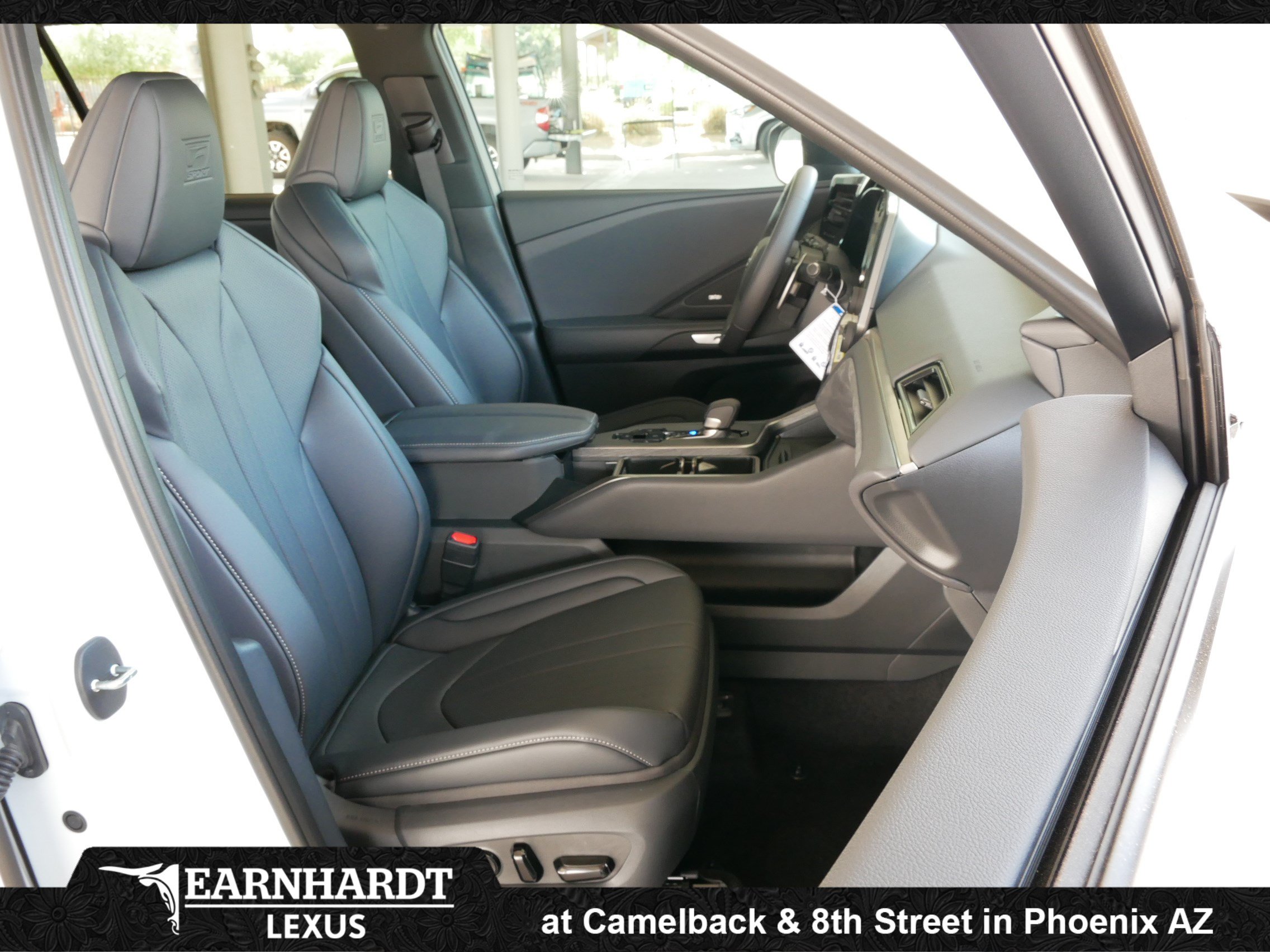 New 2026 Lexus TX 500h AWD w/ Technology Package image 6