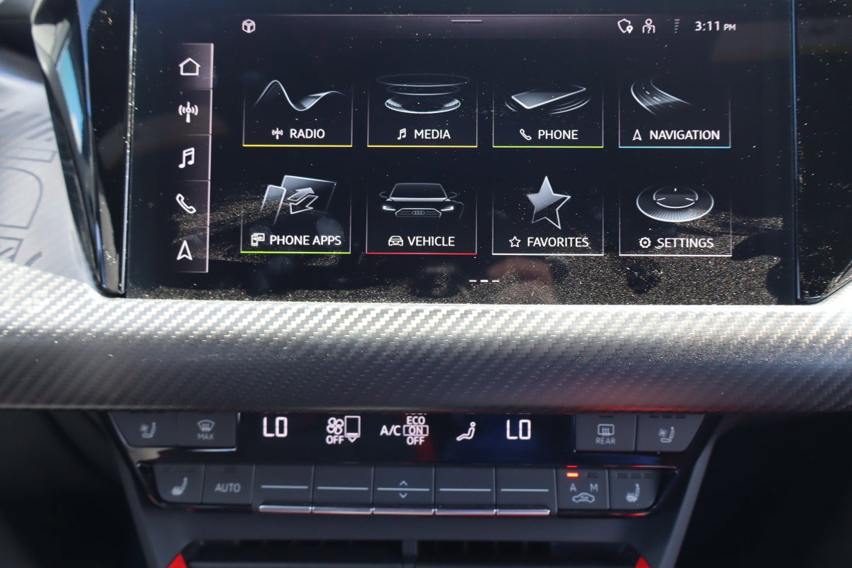 Used 2023 Audi RS e-tron GT image 16