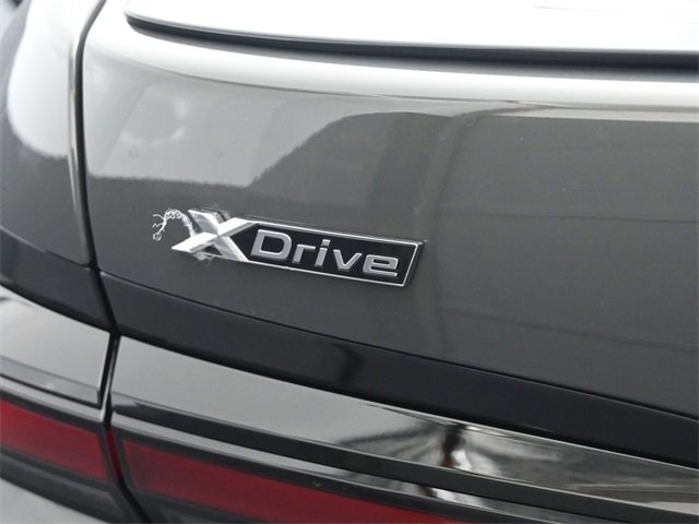 New 2025 BMW 740i xDrive w/ Executive Package image 25