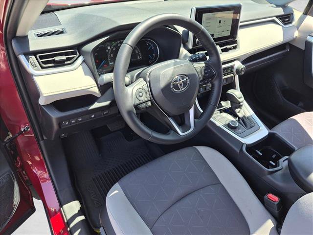 Used 2025 Toyota RAV4 XLE w/ Convenience Package AWD/4WD image 10