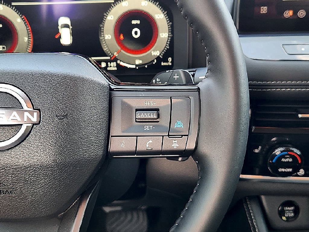 Used 2026 Nissan Rogue Platinum w/ Platinum Premium Package AWD/4WD image 30