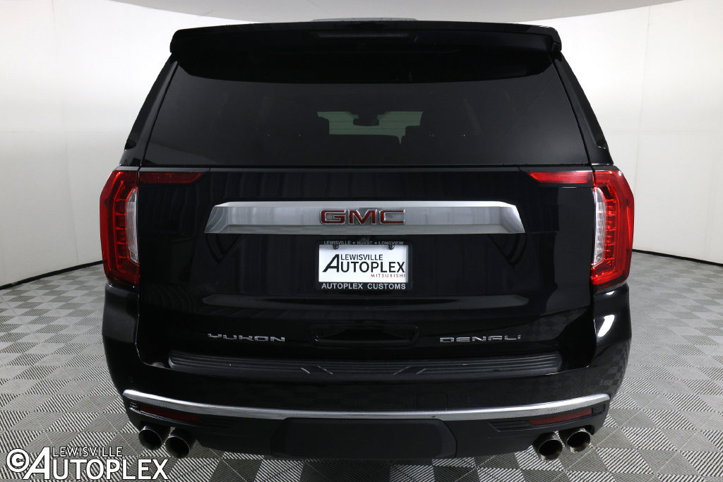 Used 2023 GMC Yukon XL Denali RWD image 6