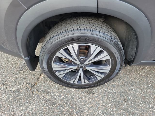 Used 2023 Nissan Rogue SV image 7