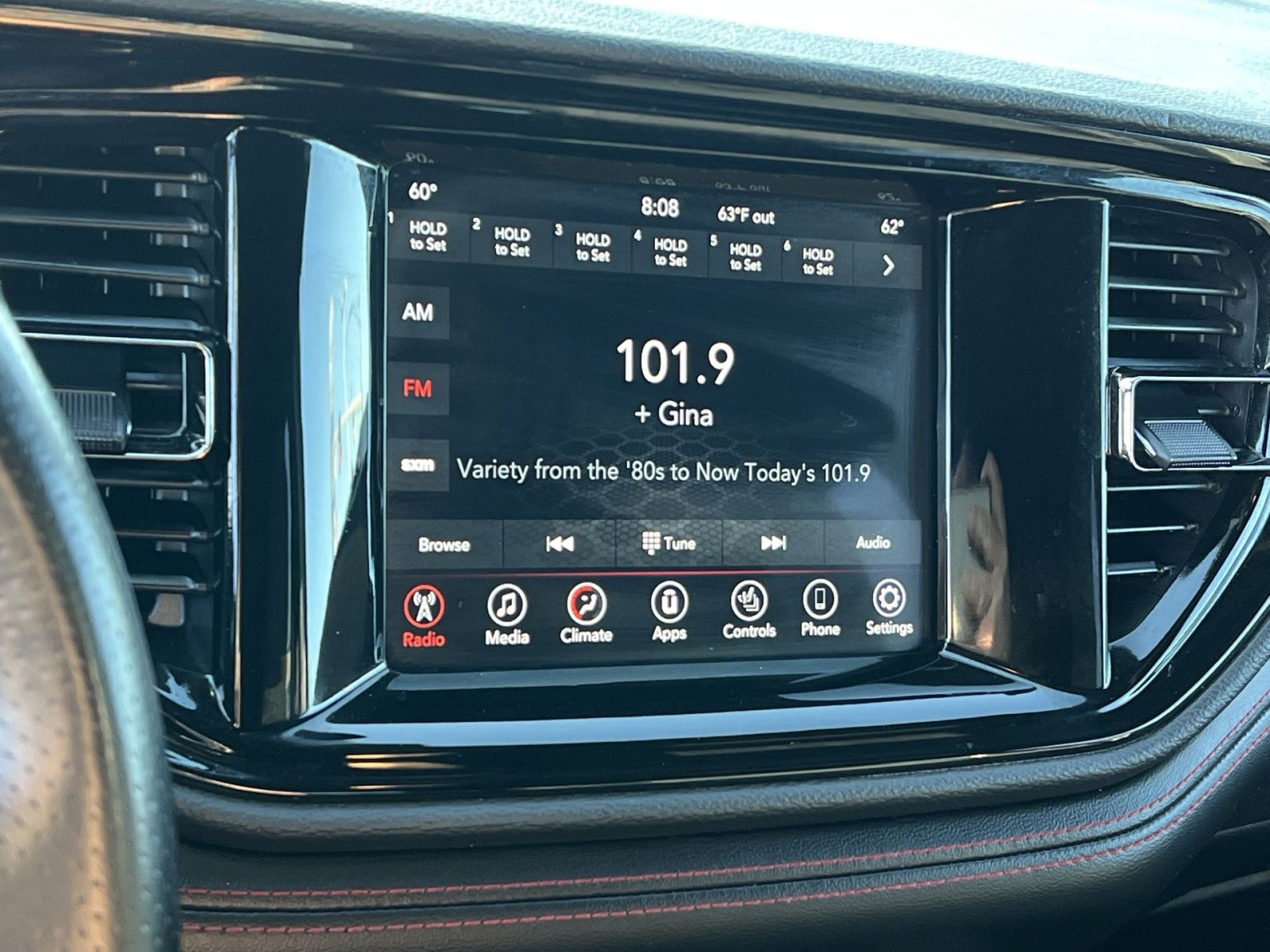 Used 2023 Dodge Durango GT image 18