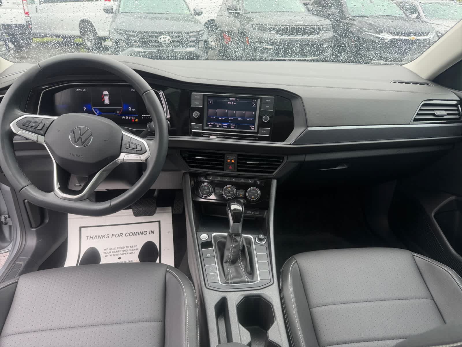 Used 2024 Volkswagen Jetta SE w/ Panoramic Sunroof Package FWD image 17
