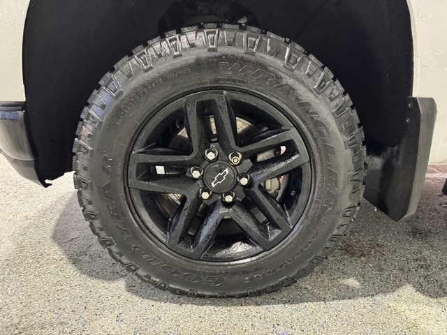 Used 2019 Chevrolet Silverado 1500 Custom Trail Boss image 25