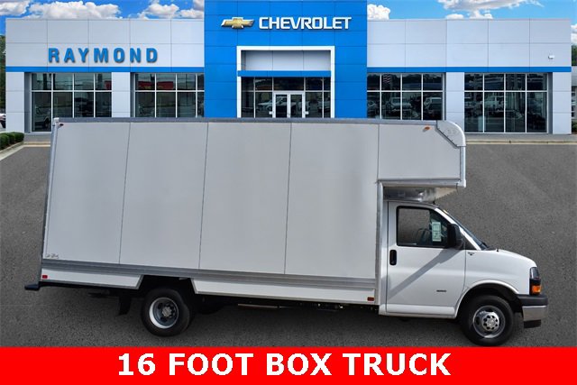 New 2025 Chevrolet Express 3500 w/ Power Convenience Package image 2