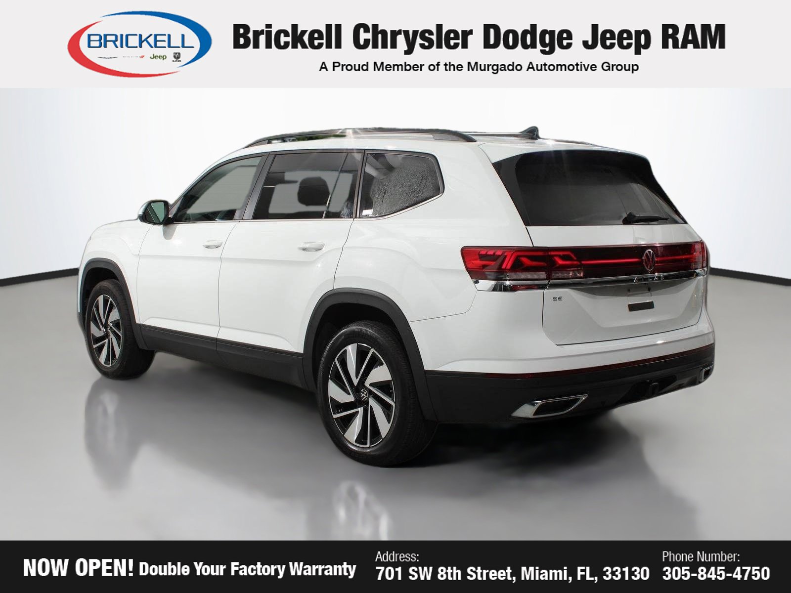Used 2025 Volkswagen Atlas SE FWD image 3