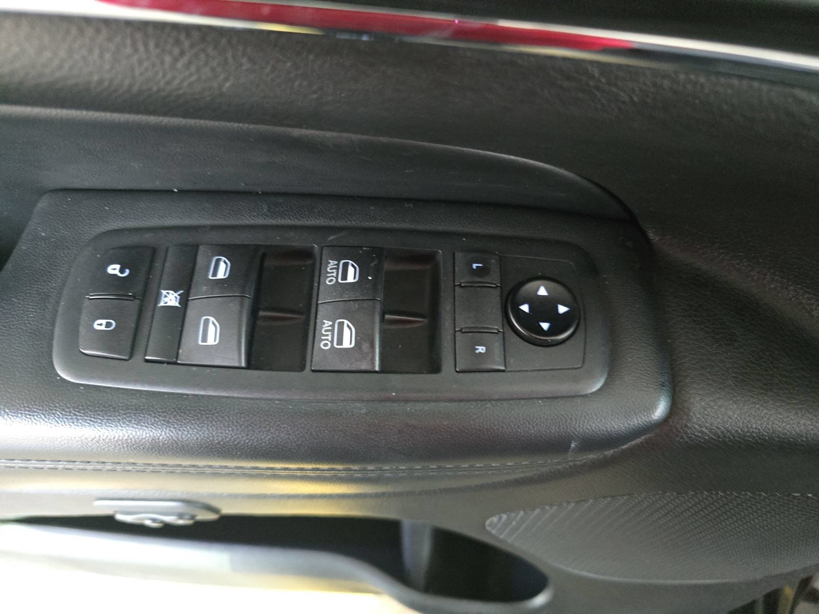 Used 2021 Jeep Grand Cherokee Limited w/ Premium Lighting Group AWD/4WD image 27