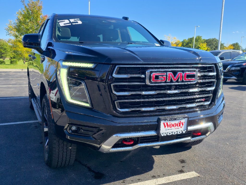Certified 2025 GMC Yukon AT4 AWD/4WD image 33