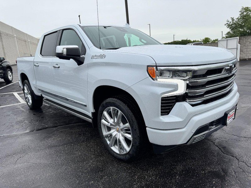 New 2026 Chevrolet Silverado 1500 High Country AWD/4WD video 2