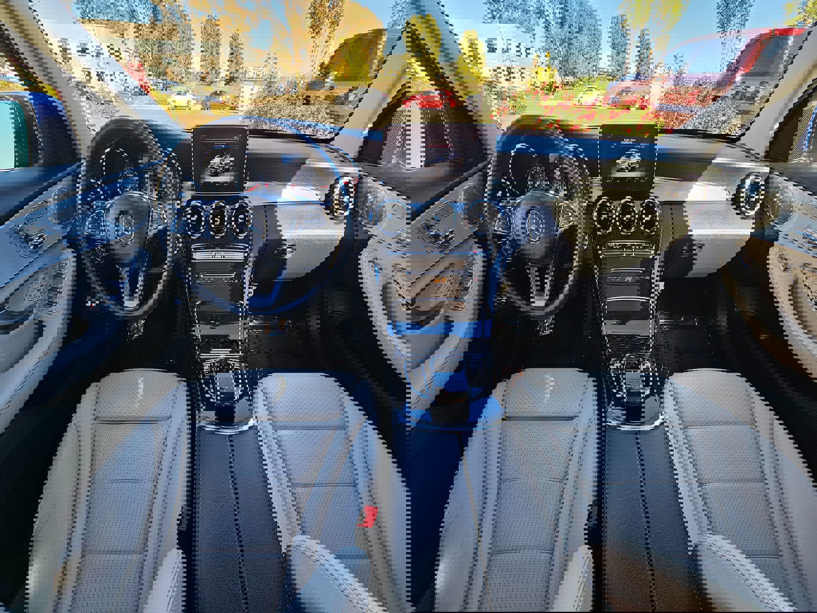 Used 2018 Mercedes-Benz C 350e Sedan image 21