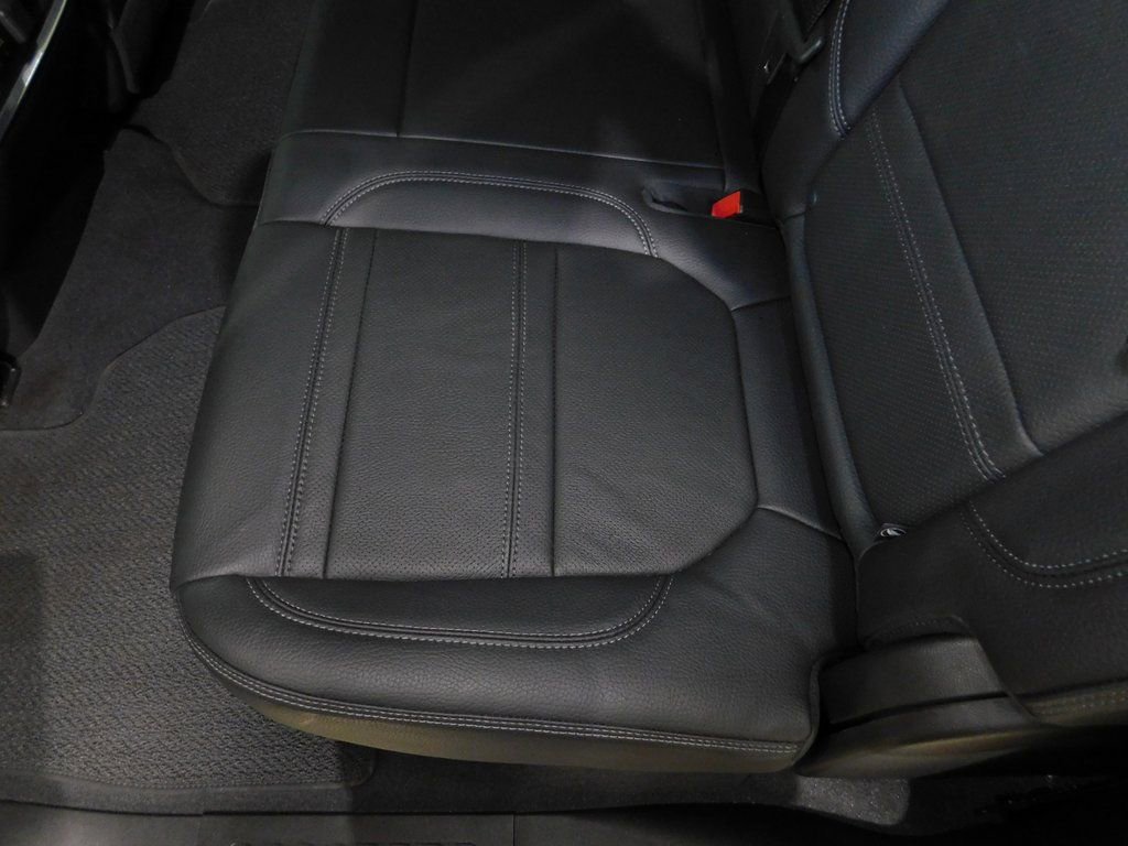 Used 2022 GMC Sierra 3500 Denali w/ Technology Package image 70